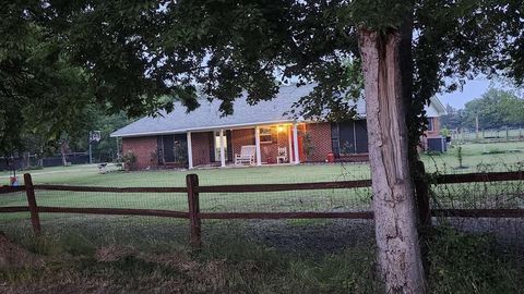 3253 County Road 2176 Greenville TX 75402