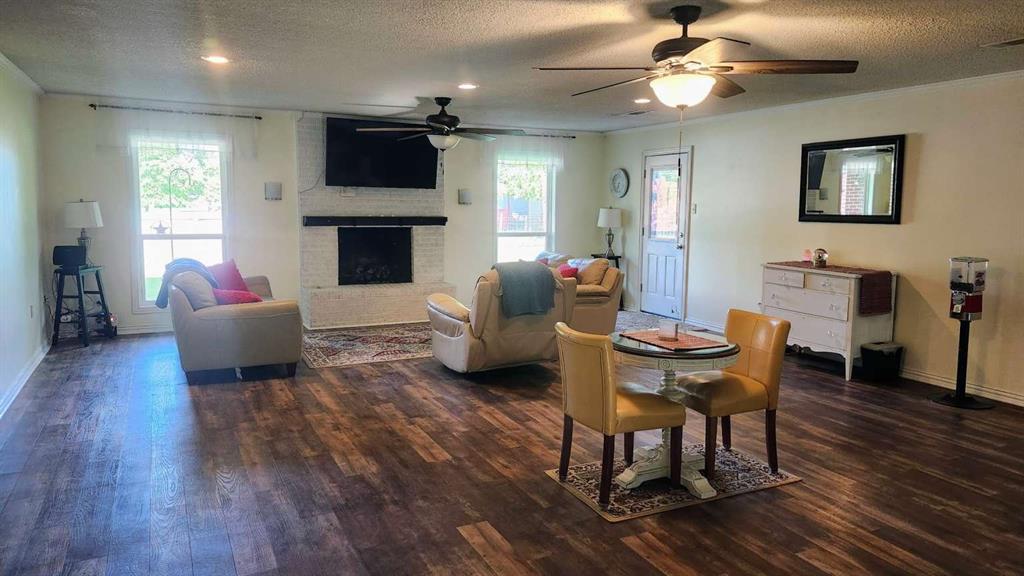 3253 County Road 2176