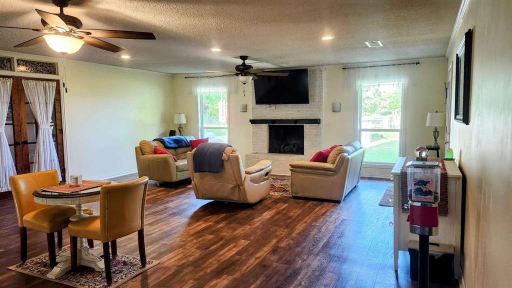 3253 County Road 2176