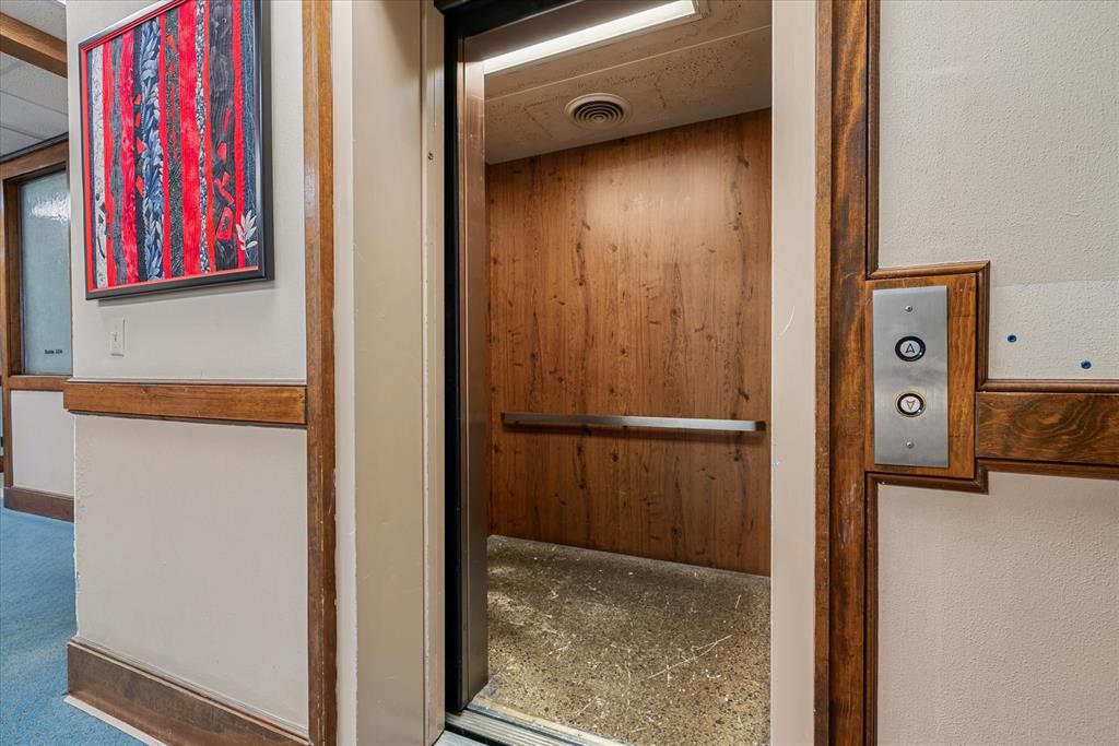 Terrell Original - Commercial Sale