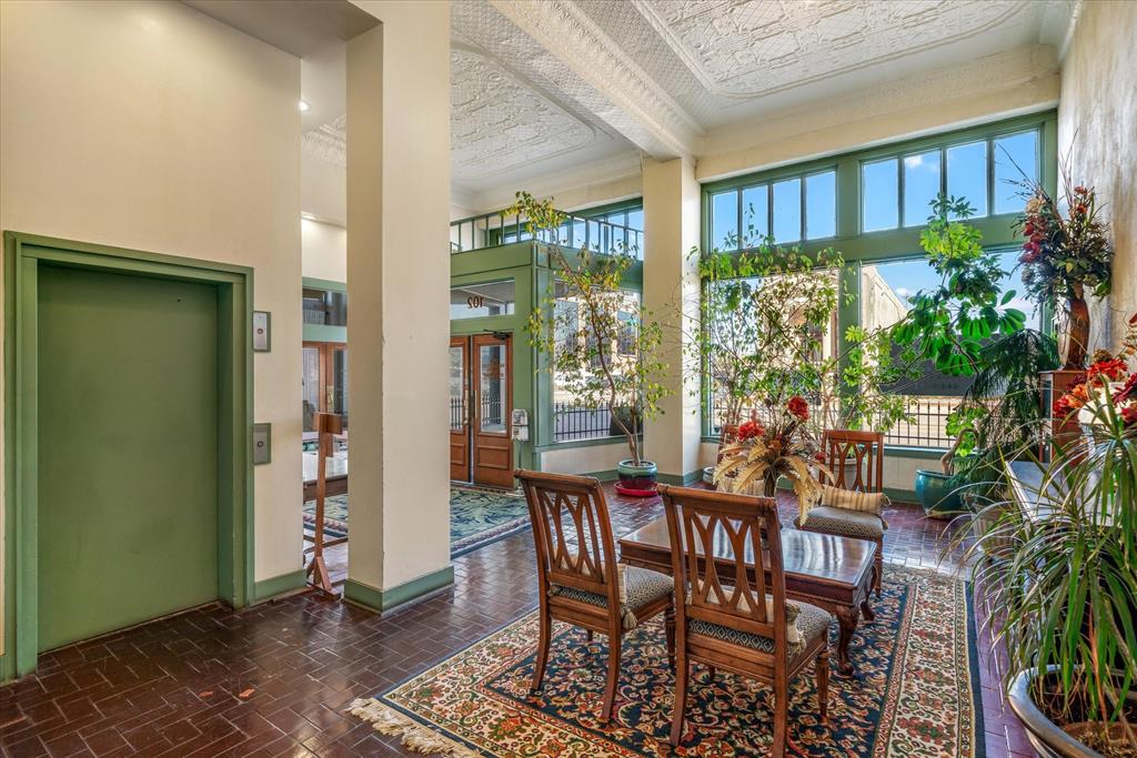 Terrell Original - Commercial Sale