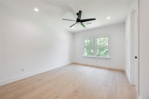 Tiny photo for 5710 Vanderbilt Avenue, Dallas, TX 75206 (MLS # 21078622)