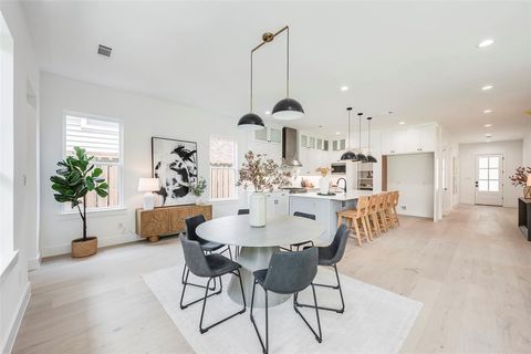 Tiny photo for 5710 Vanderbilt Avenue, Dallas, TX 75206 (MLS # 21078622)