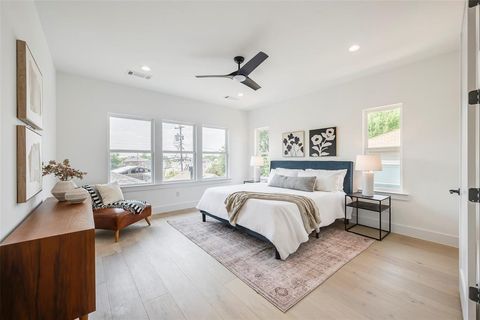 Tiny photo for 5710 Vanderbilt Avenue, Dallas, TX 75206 (MLS # 21078622)