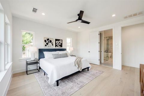 Tiny photo for 5710 Vanderbilt Avenue, Dallas, TX 75206 (MLS # 21078622)