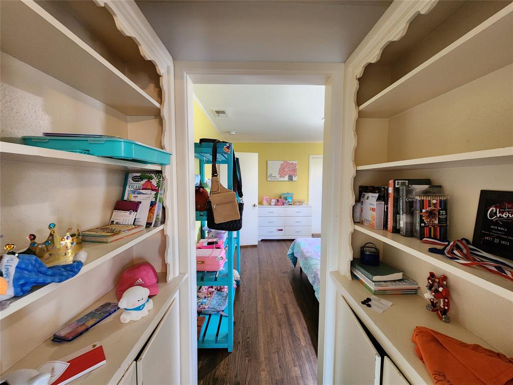 J Sanders - Residential