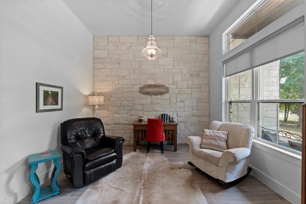 1306 Crystal Springs