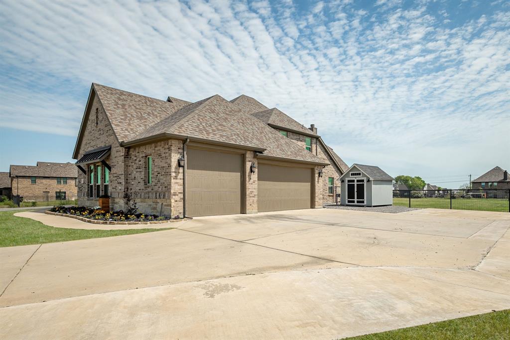 112 Walnut Drive