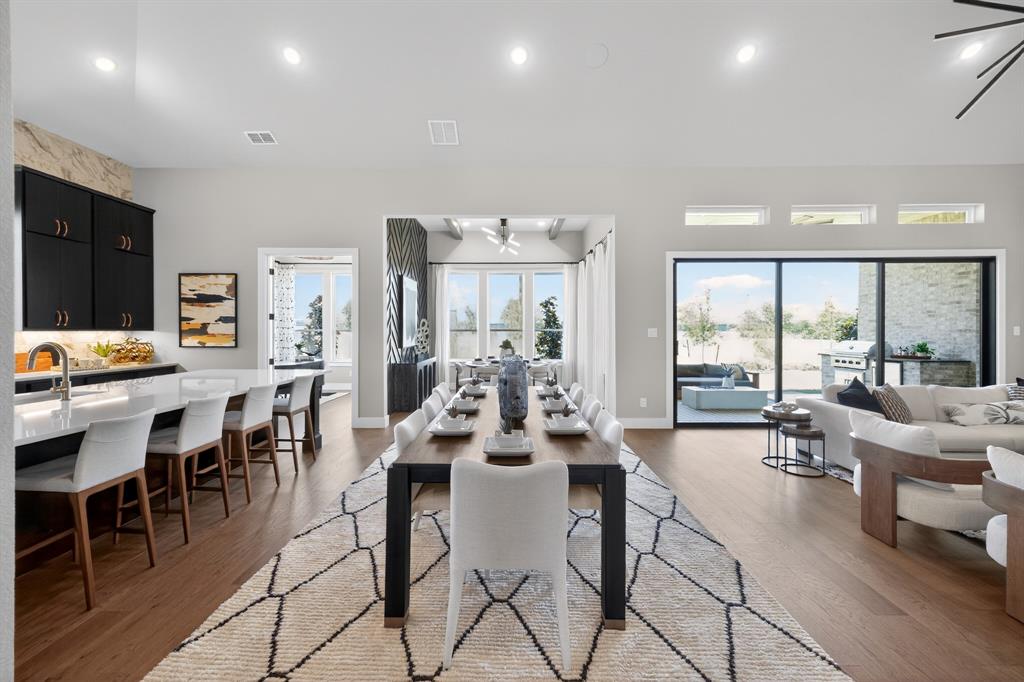 5004 Bluegrass Lane