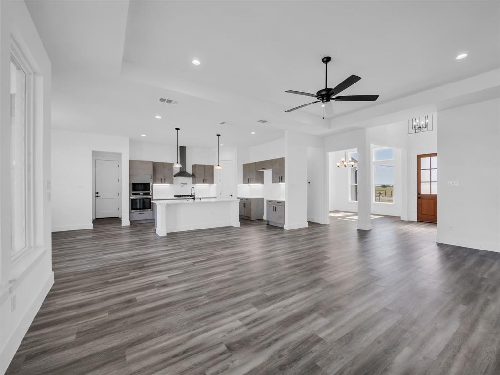 541 N Armstrong Road