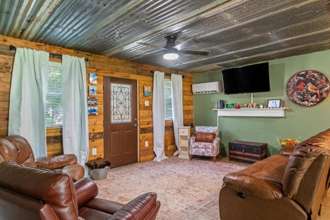 Tiny photo for 161 VZ County Road 3508, Edgewood, TX 75117 (MLS # 21396189)