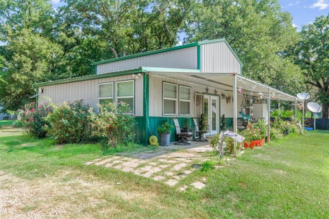 Photo of 161 VZ County Road 3508, Edgewood, TX 75117 (MLS # 21396189)
