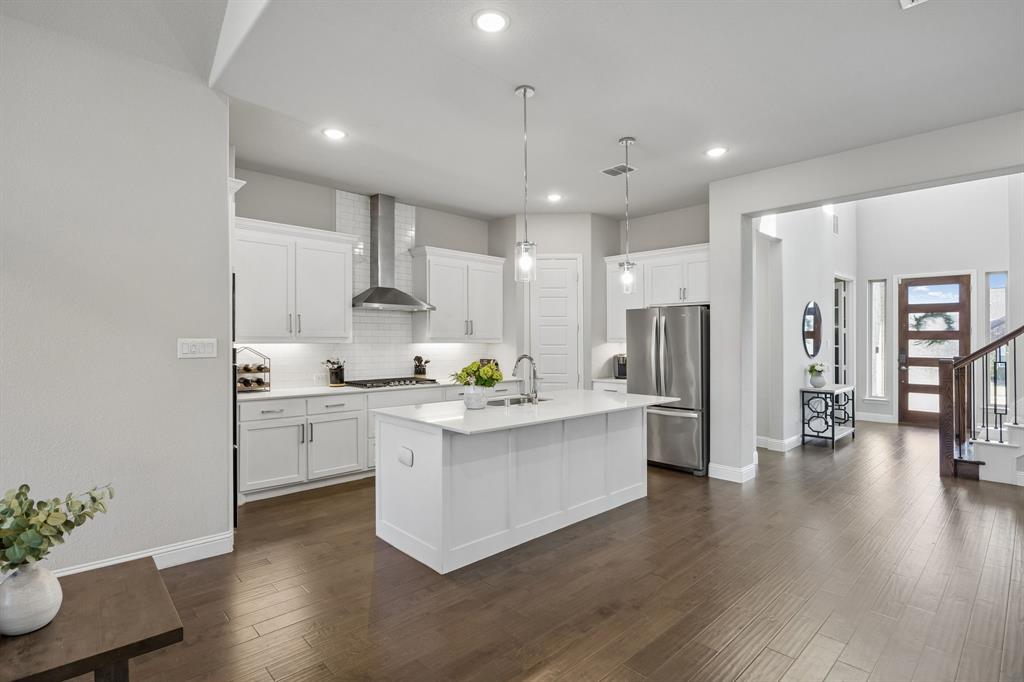 2270 English Ivy Road