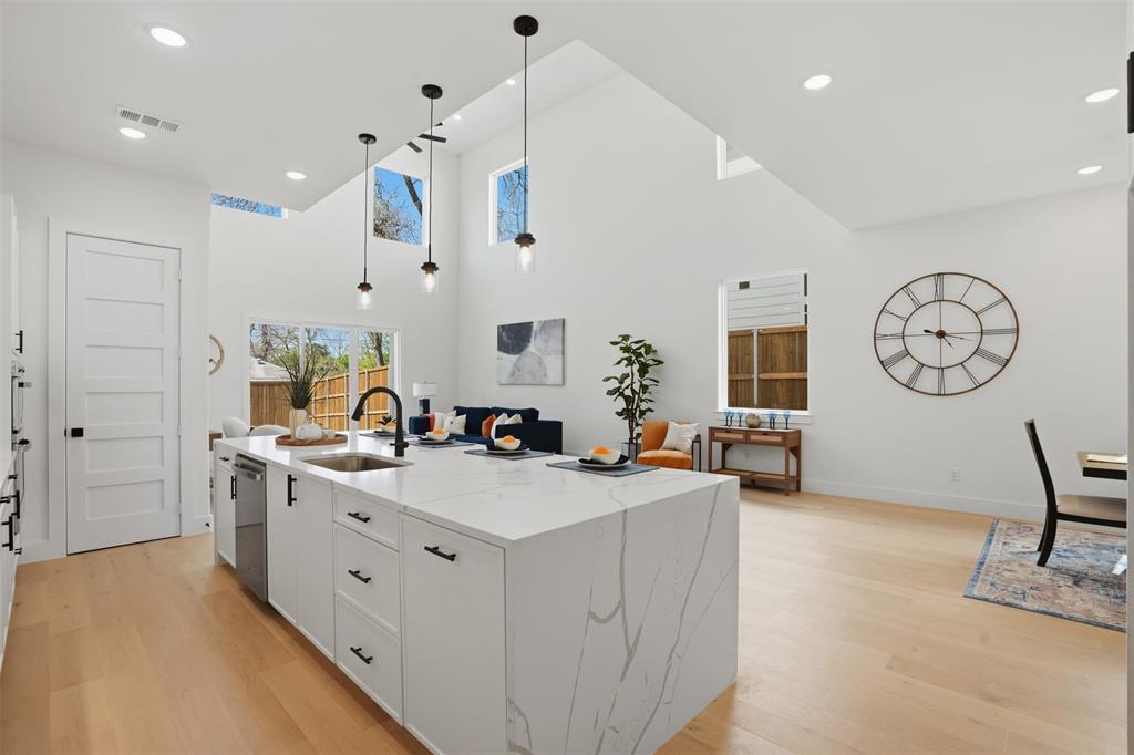 Mount Auburn - Residential