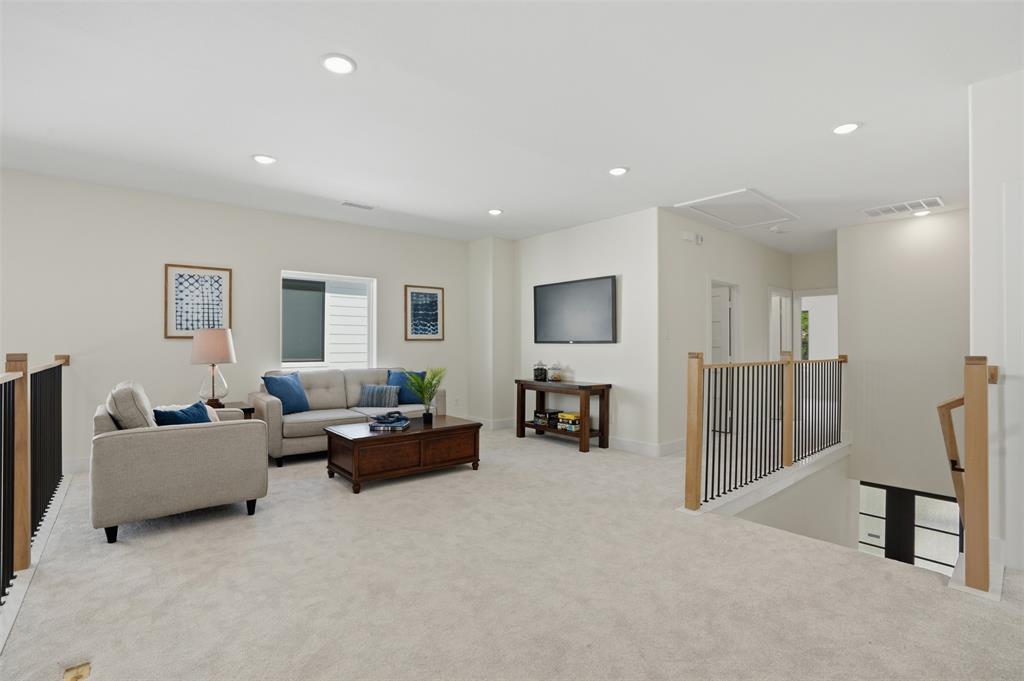 Mount Auburn - Residential