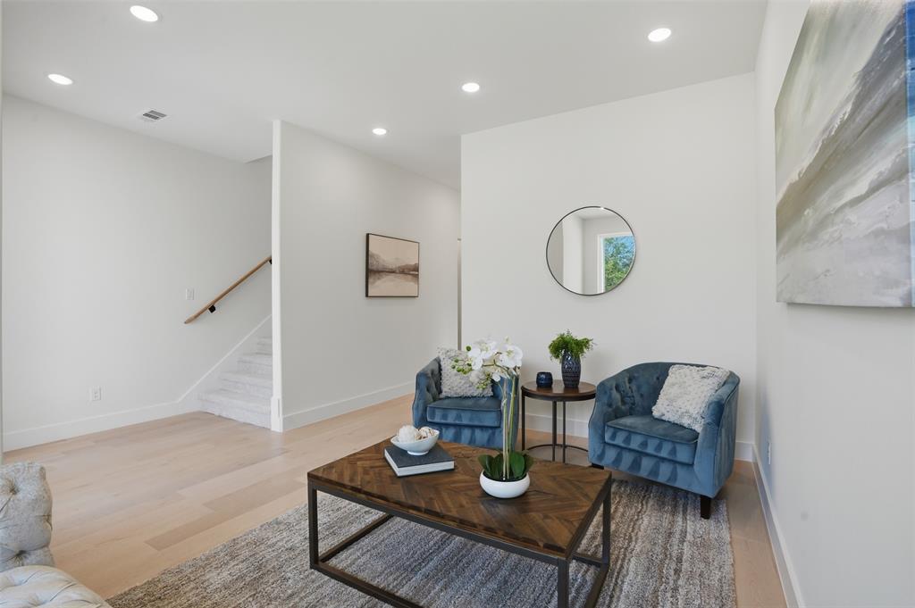 Mount Auburn - Residential