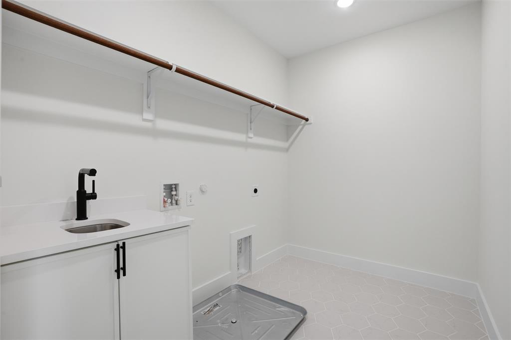 Mount Auburn - Residential