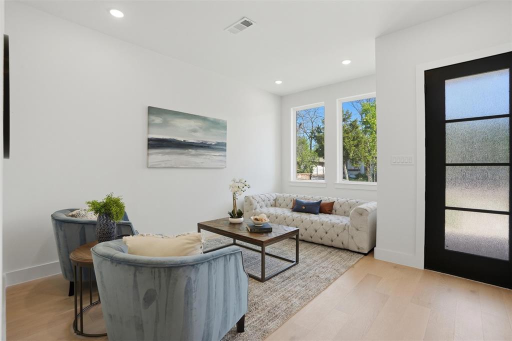 Mount Auburn - Residential