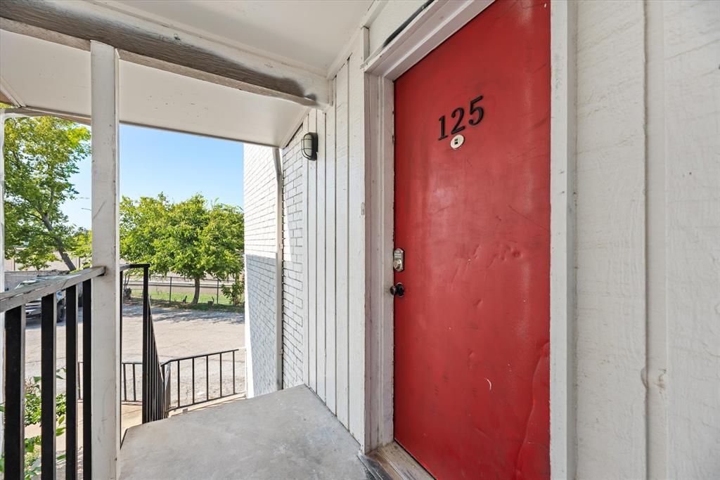 2627 Douglas Avenue