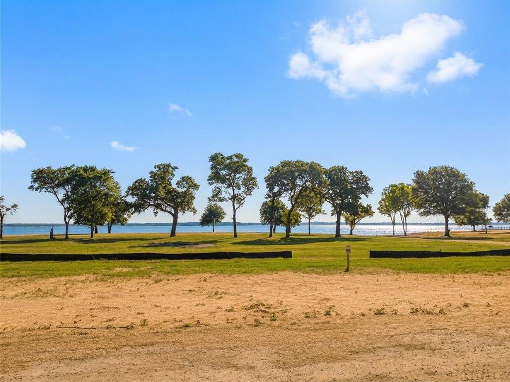 Lot 98 The Landings on Richard Chambers Lake