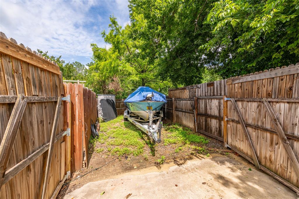 Lake Country Estates Add - Residential