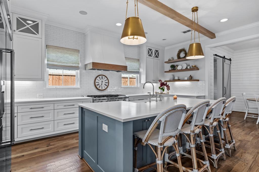 White Rock North 9th Instl - Residential