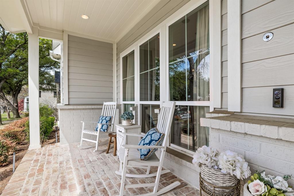 White Rock North 9th Instl - Residential