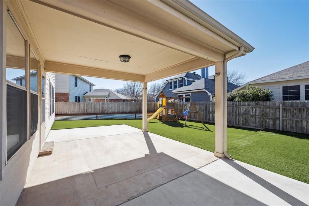 Fort Worth, Texas 76244, United States, 4 Bedrooms Bedrooms, ,3 BathroomsBathrooms,Residential,Active,9558