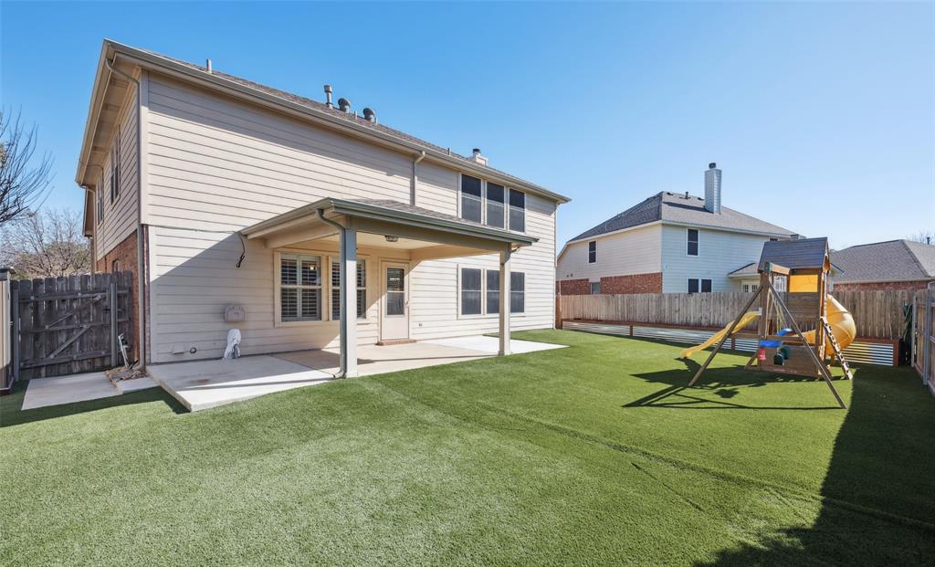 Fort Worth, Texas 76244, United States, 4 Bedrooms Bedrooms, ,3 BathroomsBathrooms,Residential,Active,9558