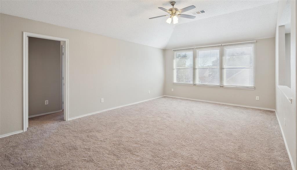 Fort Worth, Texas 76244, United States, 4 Bedrooms Bedrooms, ,3 BathroomsBathrooms,Residential,Active,9558