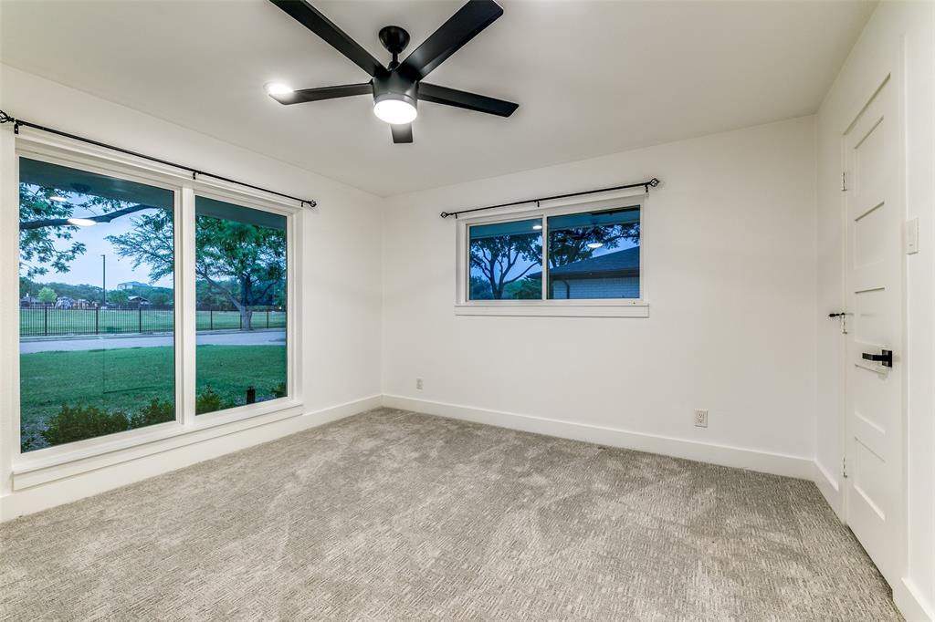 Schreiber Manor 01 Inst - Residential