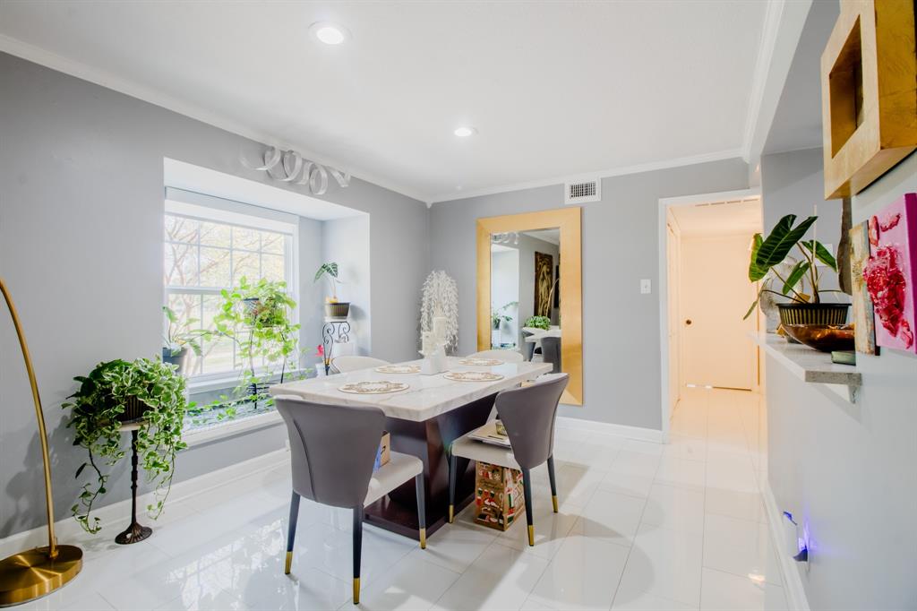 5200 Martel Avenue 6A