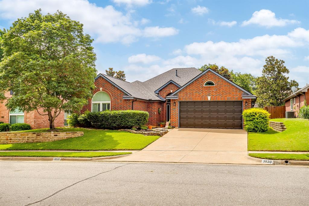 Photo of 3820 Misty Glen Court, Bedford, TX 76021 (MLS # 21306899)