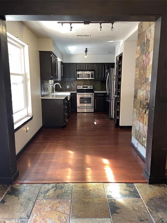 Woodridge - Residential Lease