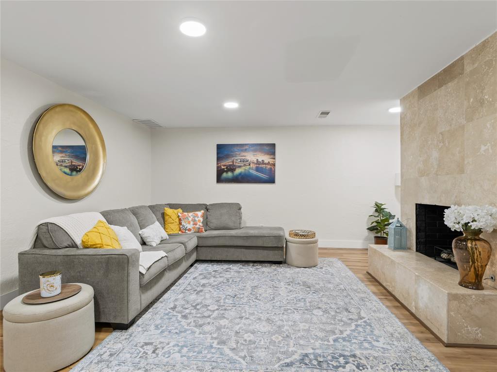 14341 Haymeadow Circle