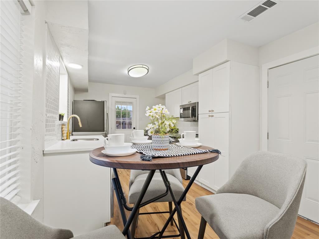 Haymeadow Twnhs - Residential