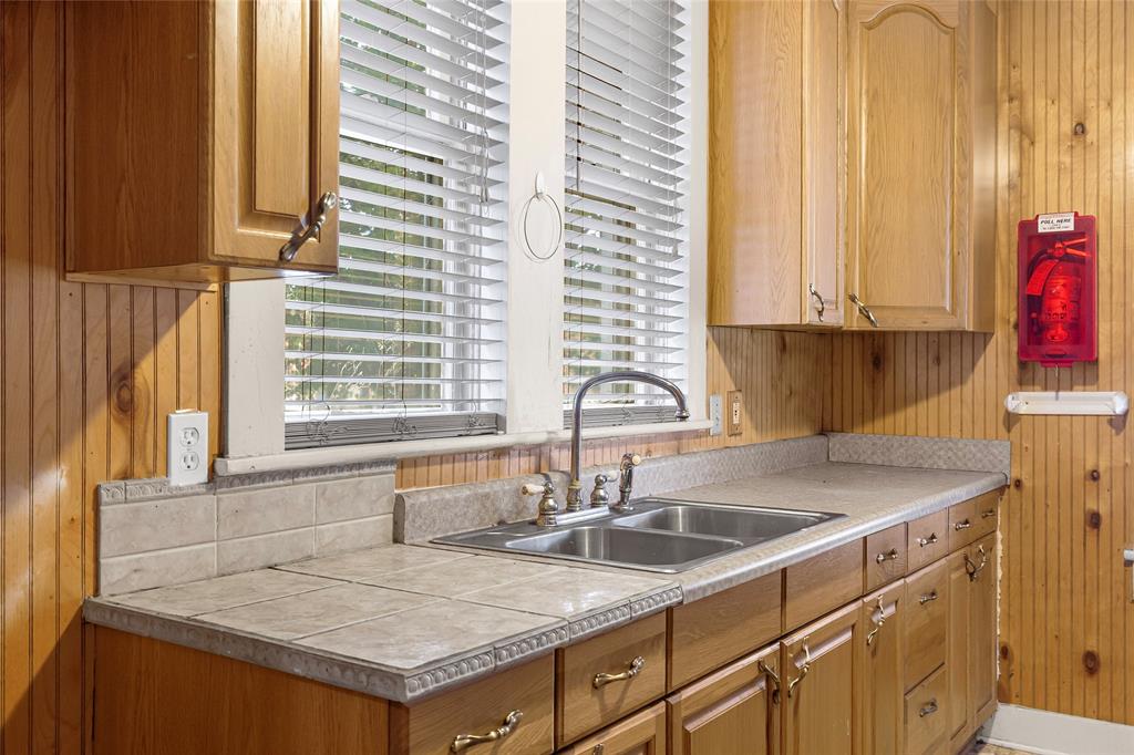 Orig Town Of Greenville - Commercial Sale