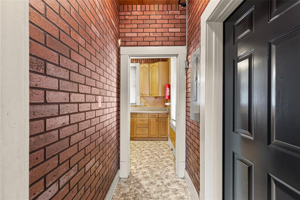 Orig Town Of Greenville - Commercial Sale