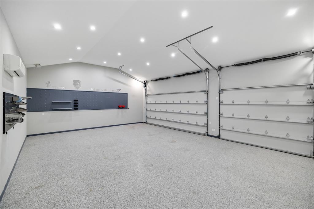 MONTCLAIR PARC - Residential