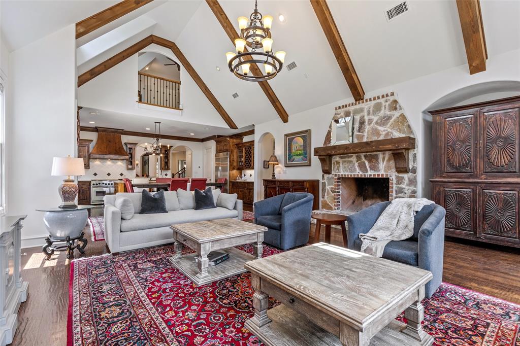 Llano Place - Residential