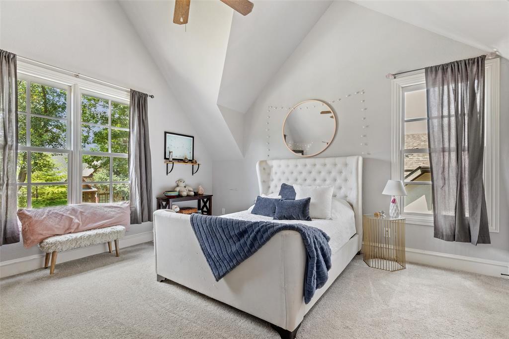 Llano Place - Residential