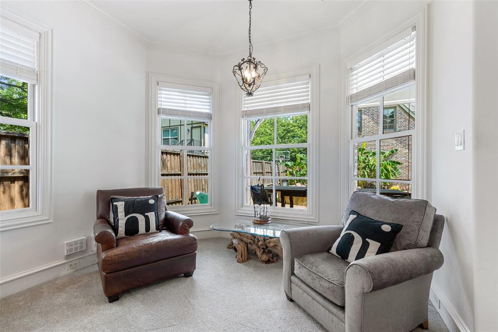 Llano Place - Residential