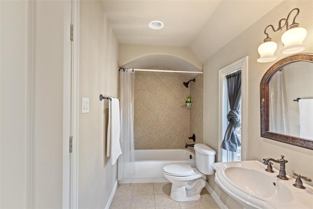 Llano Place - Residential