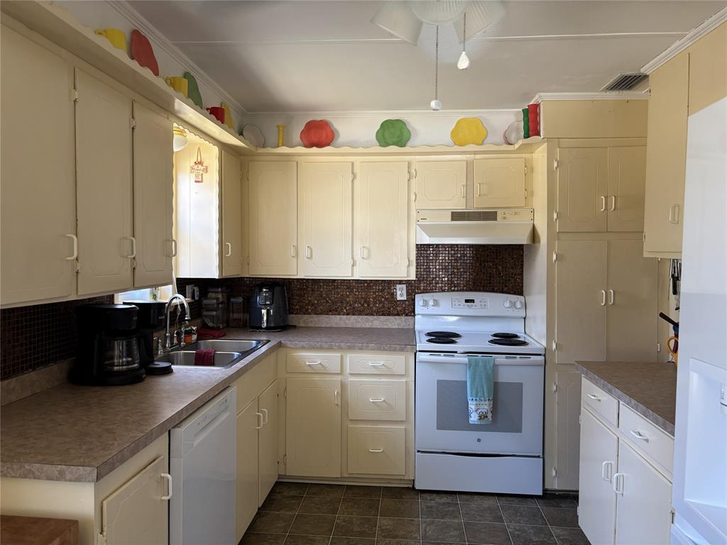 Little Oaks - Residential