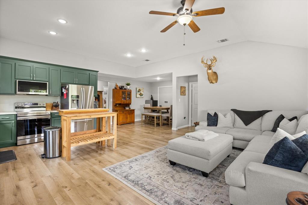 807 Rock Harbor Drive