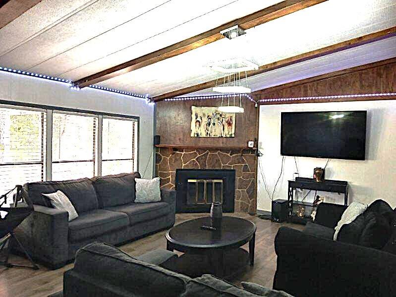 Whiskers Retreat Inst # 4 - Residential