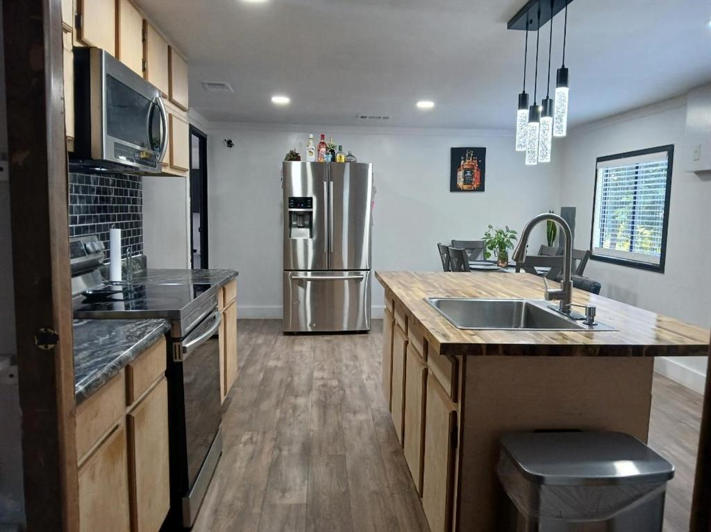 Whiskers Retreat Inst # 4 - Residential