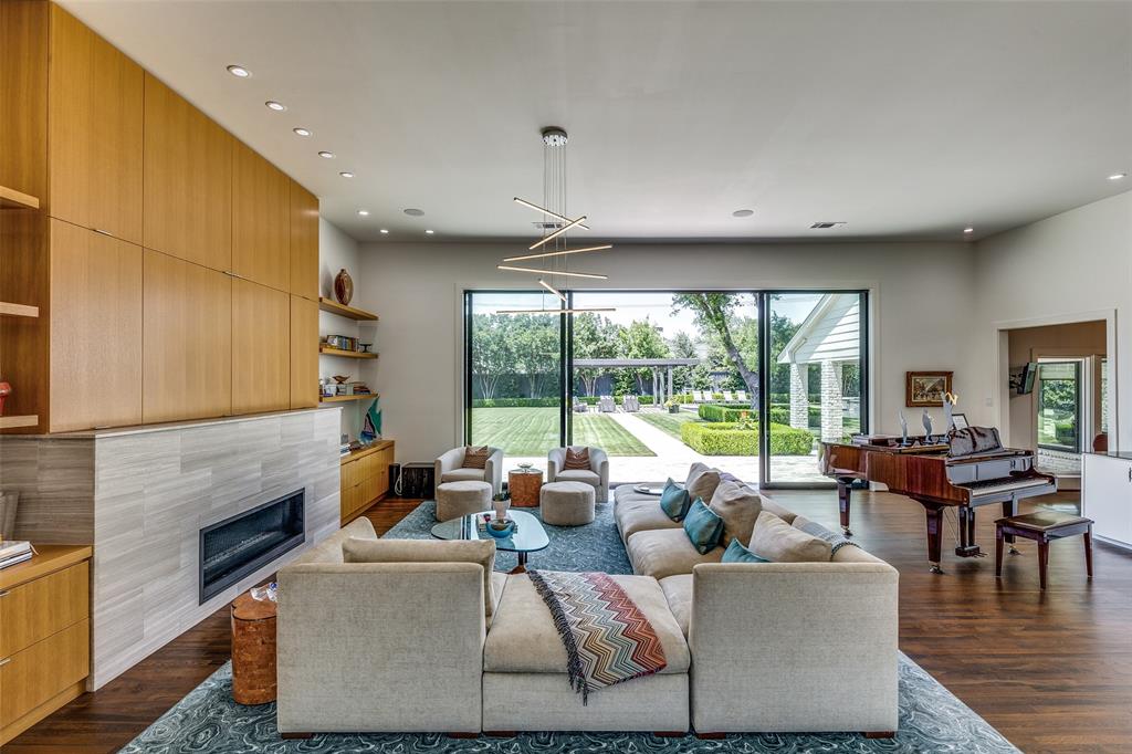5315 Palomar Lane