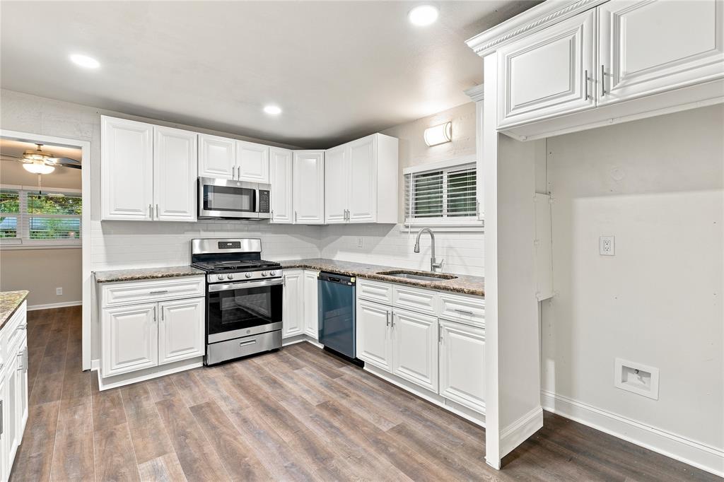 6044 Walnut Drive