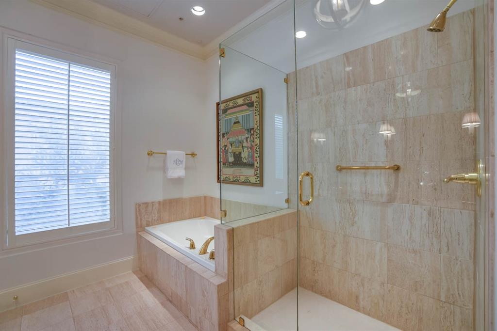 Plaza At Turtle Creek Residence Ph - Residential